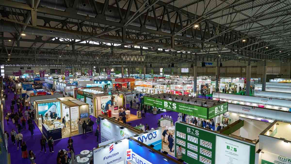 Trade fair exhibition hall with multiple manufacturer booths